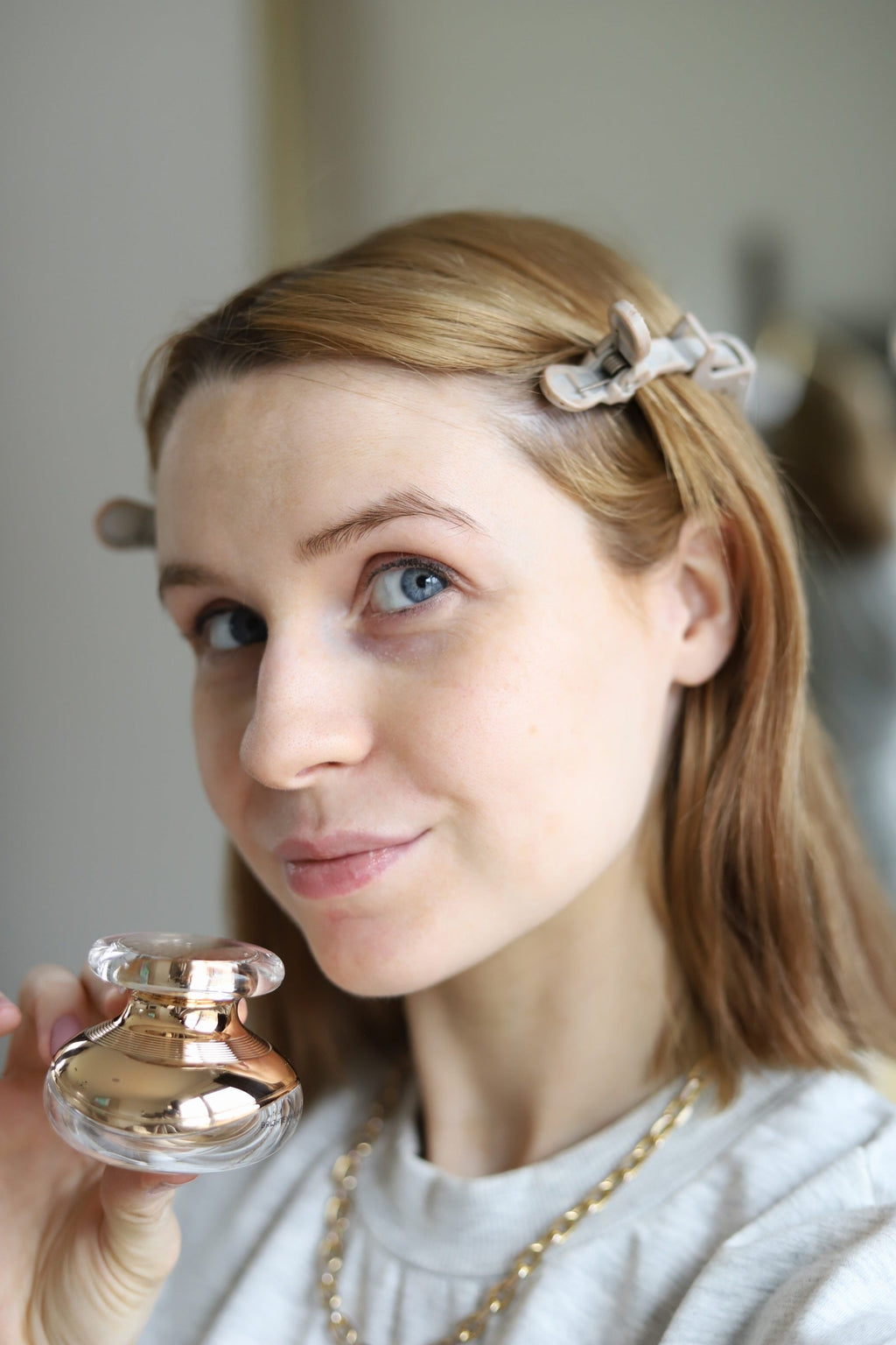 Crema Contorno de Ojos Antiedad con Péptidos — Vegana e Hipoalergénica