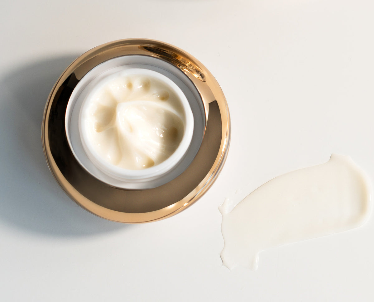 Crema Contorno de Ojos Antiedad con Péptidos — Vegana e Hipoalergénica
