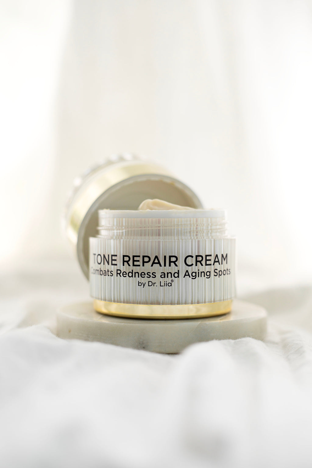 Dark Spot Repair Cream — Alpha Arbutin, Niacinamide & Vitamin C
